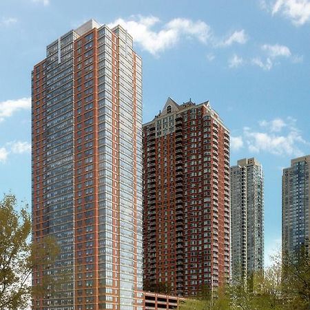 Global Luxury Suites At Newport Jersey City Exterior foto