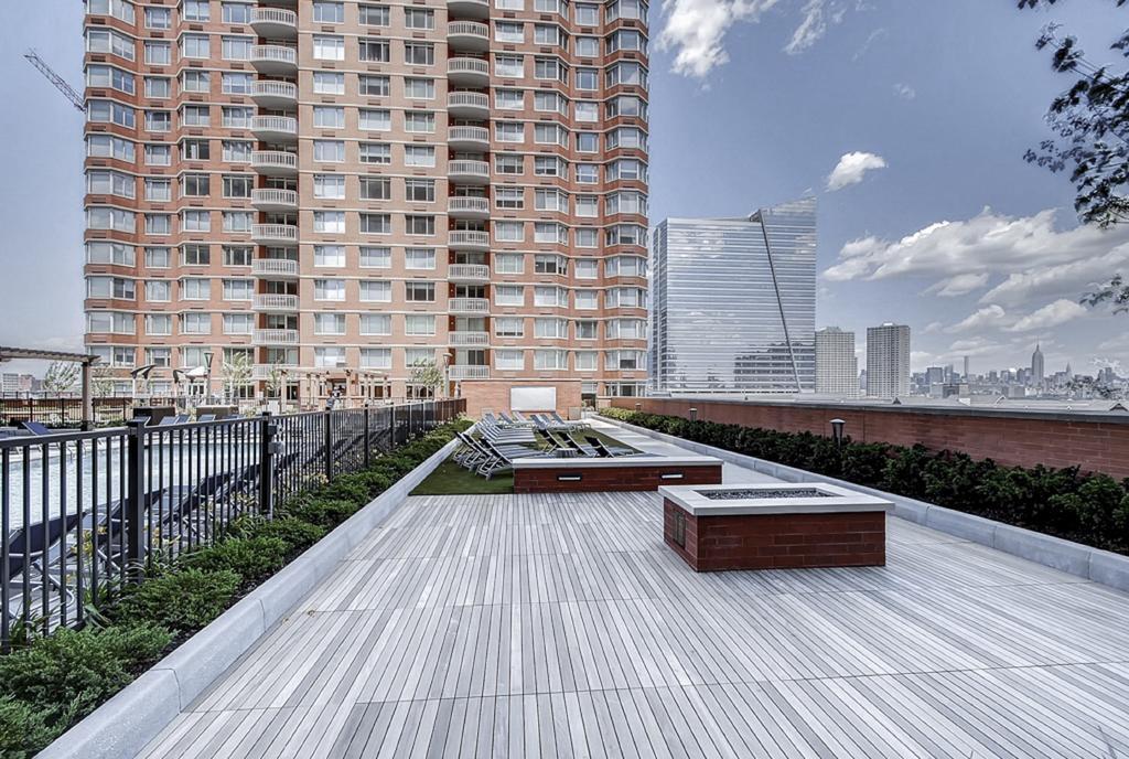 Global Luxury Suites At Newport Jersey City Exterior foto